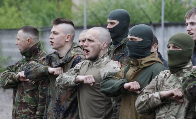 Vice news: Стотици наонацисти от целия свят се концентрират в Украйна срещу Донбас