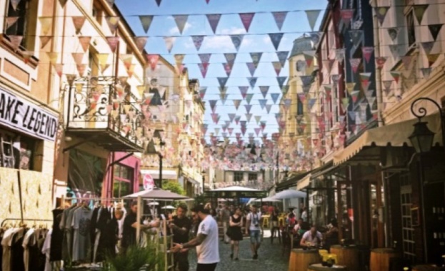 Първи уикенд откакто нощните заведения у нас не работят Барове