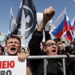  Руската полиция задържа над 800 души, демонстриращи с искане за свободни избори в Москва 