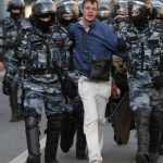 Навални е арестуван след като обвини в отвличане руските власти