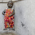 Символът на Брюксел Манекен Пис с нова „дреха“