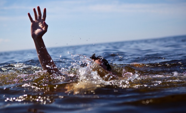  Мъж се удави в морето край Черноморец 