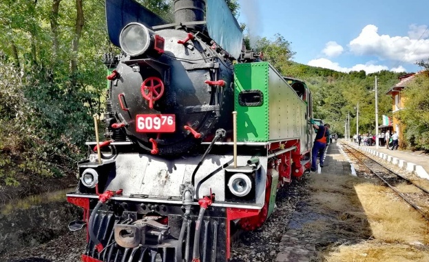 БДЖ организира пътуване с парен локомотив между Септември и Велинград