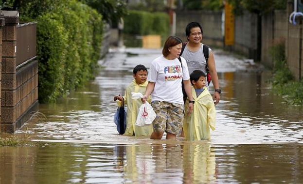 Над 700 000 души в Япония трябва да се евакуират заради поройни дъждове