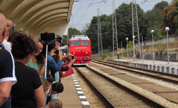 Министърът на транспорта информационните технологии и съобщенията Георги Тодоров и