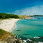 Обмисля се шезлонгите и чадърите да са безплатни