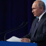 Путин се надява Русия да се справи с коронавируса до 2-3 месеца 