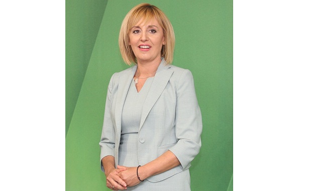 Мая Манолова ще регистрира днес кандидатурата си за кмет на София
