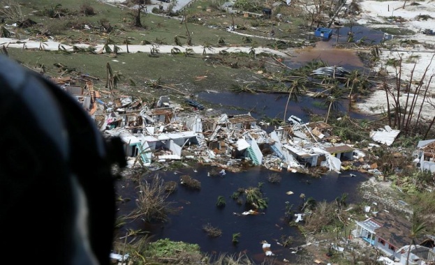 2500 души са в неизвестност след урагана Дориан над Бахамите 