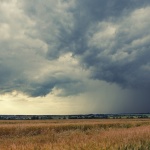 Облачно време утре