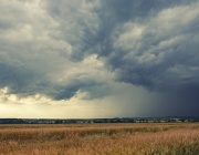 Облачно време утре