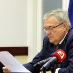 Румен Петков пита Кирил Петков за ВМЗ-Сопот 