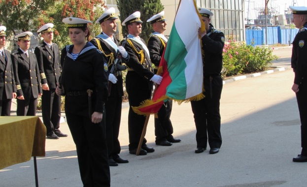 Новоназначени матроси положиха военна клетва във Варна