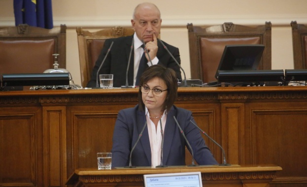 Корнелия Нинова: Г-н Борисов, защо излъгахте медицинските сестри?