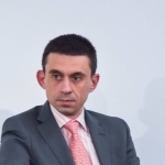 Какви ще бъдат посланията на ГЕРБ-СДС и ПП-ДБ към избирателите