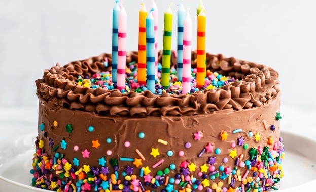 Родени на 11 октомври