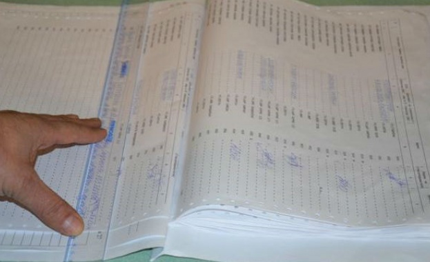 Избирателната активност към 11 часа е 9 4 Това сочат данните