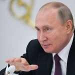 Путин обясни намаляването на военните разходи на Русия