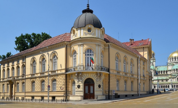 Два екипа в Българската академия на науките (БАН) търсят лекарство