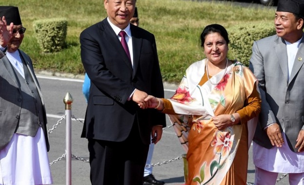 Китайският президент обеща железопътна линия и тунел между Непал и Китай 