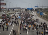 Сцени на своеобразна партизанска градска война в Барселона