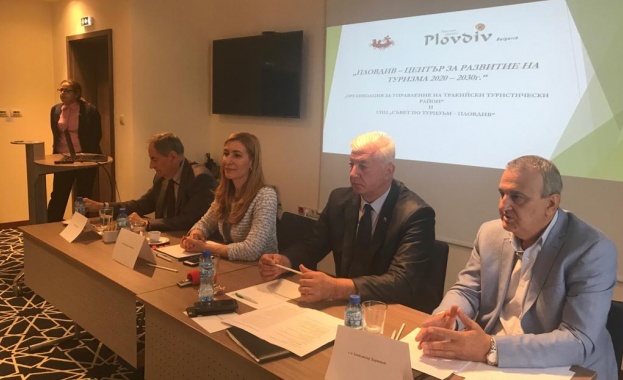 Ангелкова: Пловдив има огромен потенциал да привлече високи хотелски брандове