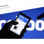 Facebook се срина