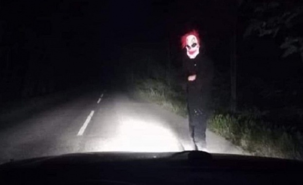 Маскиран плаши шофьорите нощем по пътя Хасково – Симеоновград