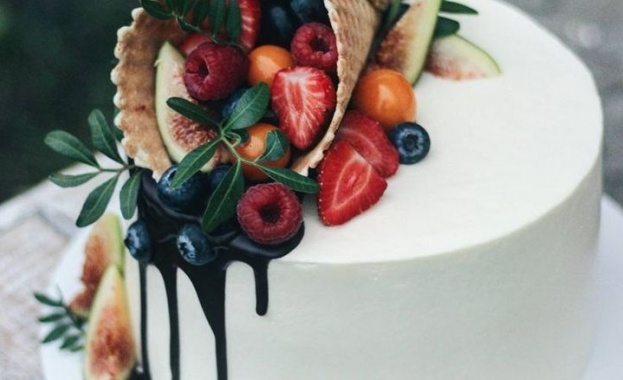 Родени на 25 октомври