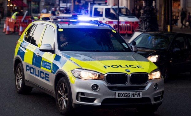 Покушение с граната срещу полицейски автомобил в Белфаст 