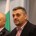 Кирил Добрев: БСП направи сериозен пробив, а Станишев познава пътя само надолу