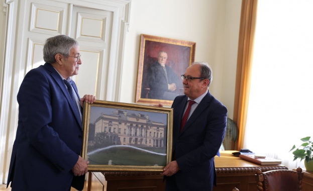 Лев Зельоний поздрави Юлиан Ревалски по случай 150-та годишнина на БАН