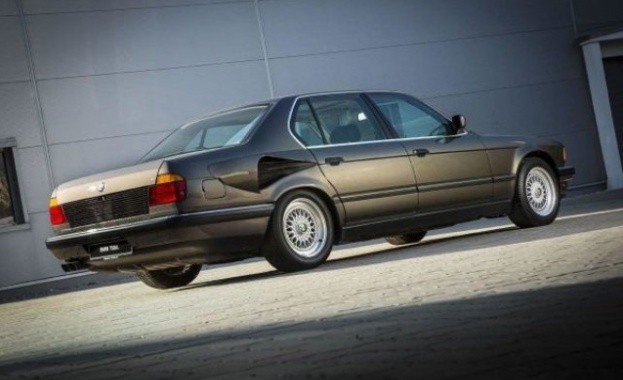 Вижте нестандартен прототип на BMW от 80-те с V16 мотор (Снимки)