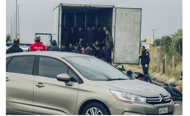  И камионът със задушаващи се мигранти, задържан в Гърция, е с българска регистрация