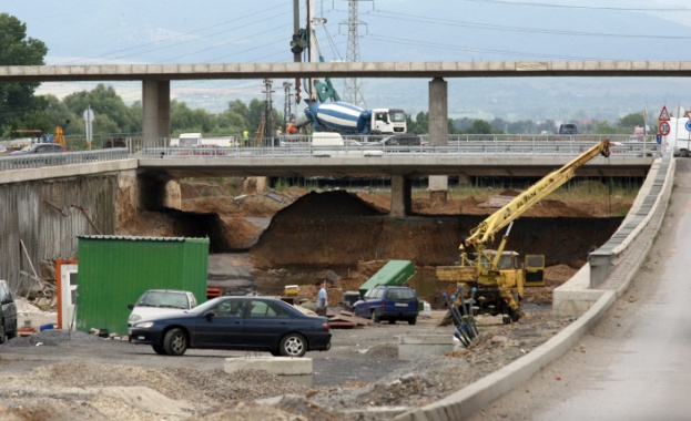 Утре 4 август стартира ремонтът на Околовръстния път на