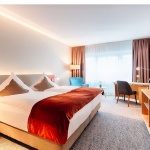 НСИ: През януари 2020 г. в страната са функционирали 1 963 места за настаняване с над 10 легла