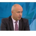 Защо знакови лица останаха извън Националния съвет на БСП?