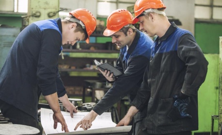 Опитът на хората над 50 г. и взаимодействието между поколенията са ключови за развитието на компаниите