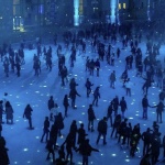 В Grand Palais откриват най-голямата ледена пързалка в света