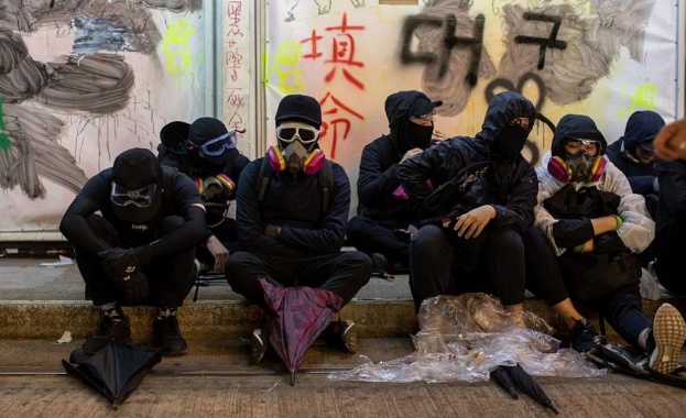 Над 6000 арестувани при протестите в Хонконг