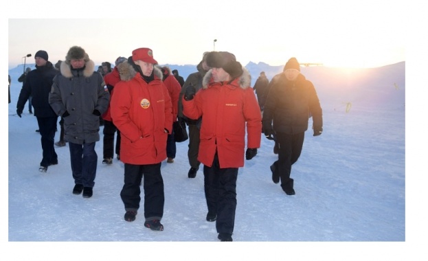 Русия разгръща противовъздушен купол над Арктика
