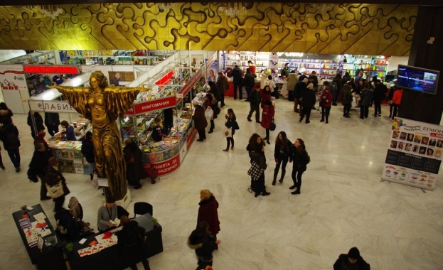 Пролетният панаир на книгата отваря врати днес пред НДК Участниците