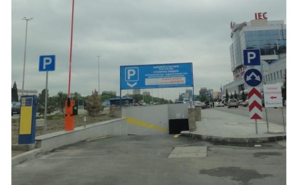 Буферни паркинги и днес в София заради мръсния въздух