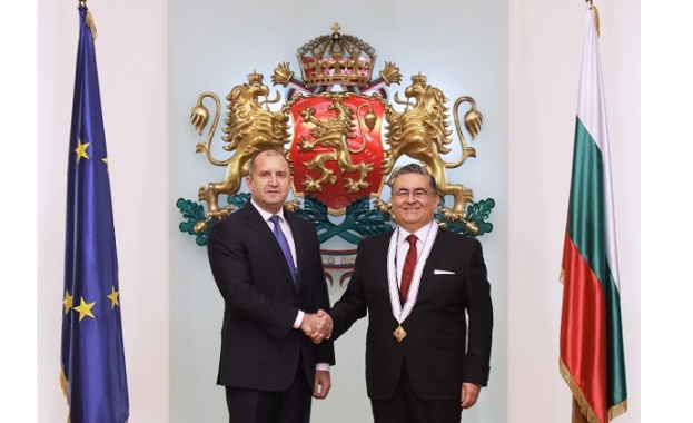 Президентът награди с "Мадарски конник" първа степен турския посланик Хасан Улусой