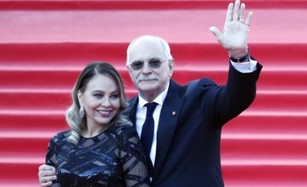 Орнела Мути иска руски паспорт