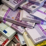 Чуждите инвестиции се сринаха с 60%