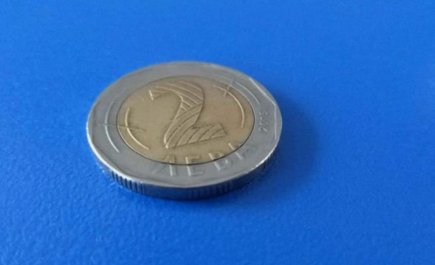 БНБ пуска в обращение монета от 2 лева с портрет на Гео Милев (СНИМКИ) 