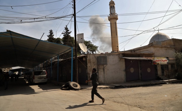Десетки са загинали след удар от въздуха срещу военна школа в Либия