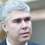 Министърът на енергетиката: Очакваме на първи октомври да бъде въведен в експлоатация терминалът за втечнен газ в Александруполис