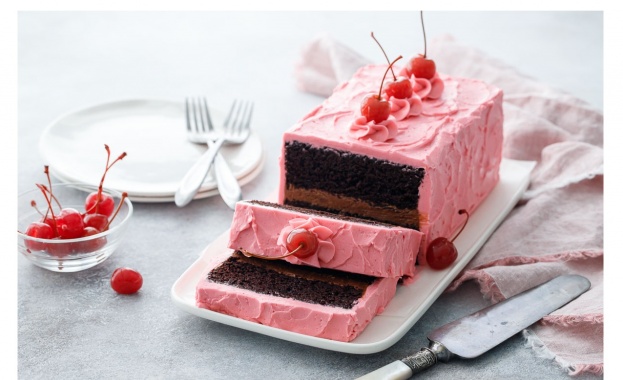 Родени на 4 юни